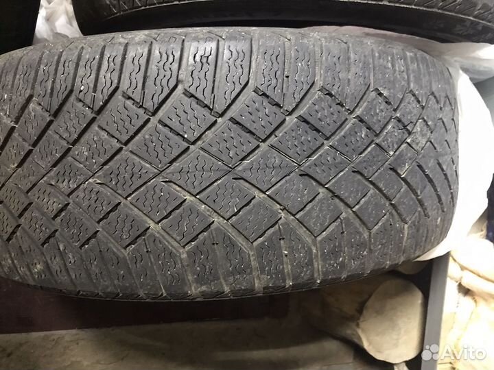 Continental Viking Stop 2000 235/50 R19
