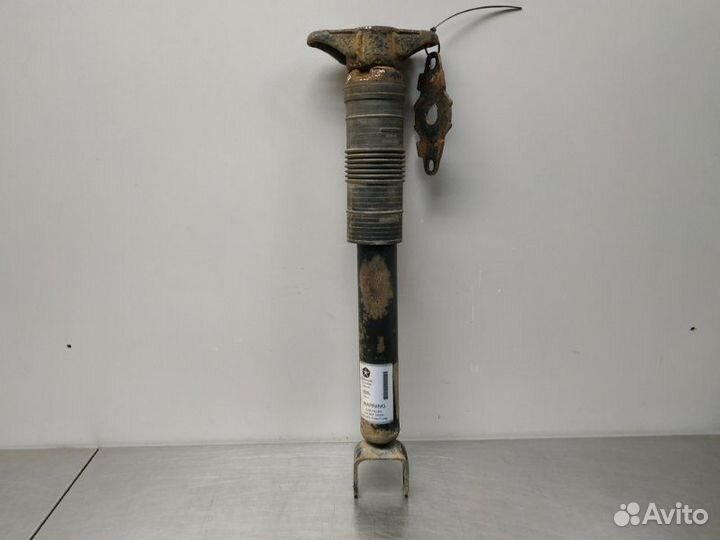 Амортизатор задний Jeep Grand Cherokee WK2