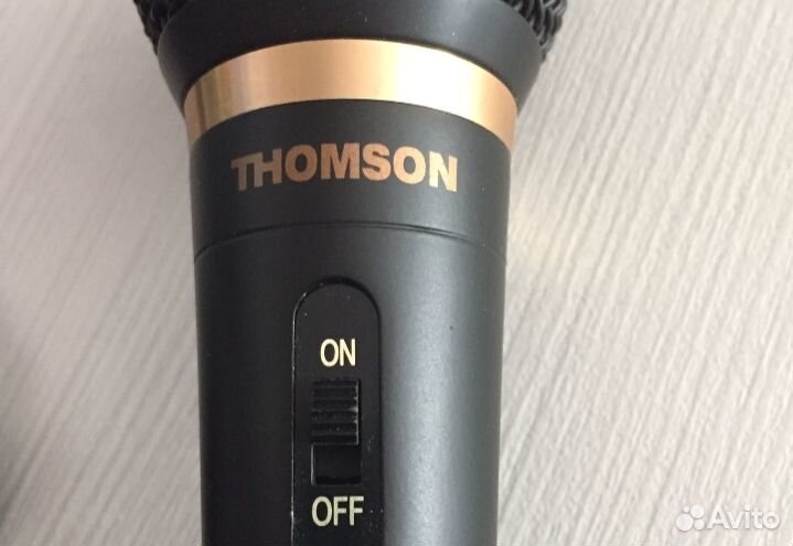 Микрофон thomson M-152