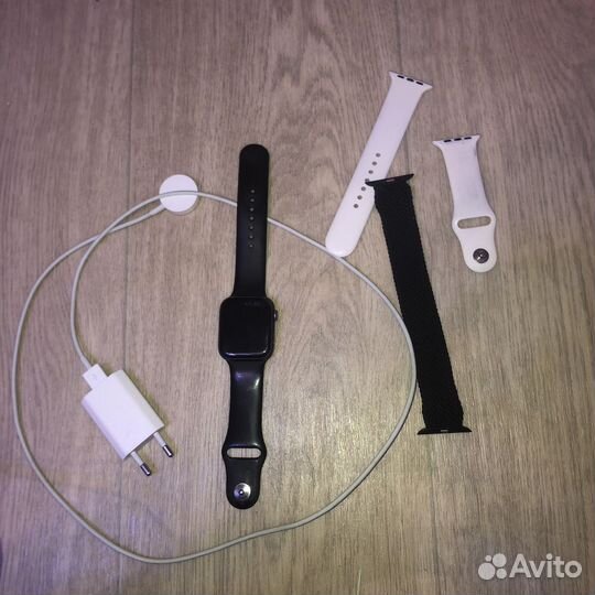 Apple Watch SE 44mm