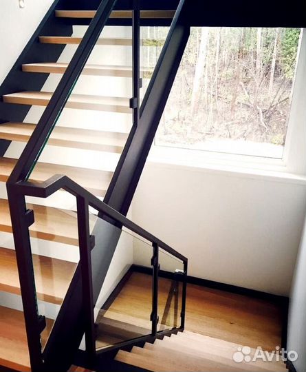 Обшивка ступеней Ясенем