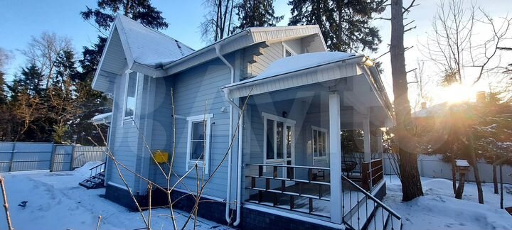 Коттедж 205 м² на участке 7 сот.