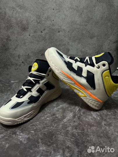 Кроссовки adidas niteball зимние