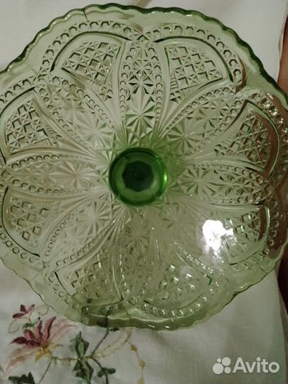 Вазы и конфетница цветное стекло СССР 60-е- 70 гг