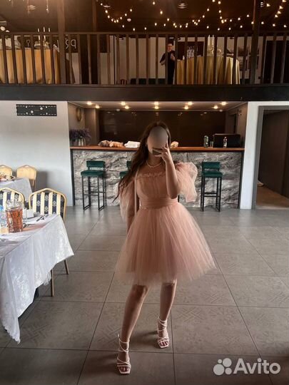 Вечернее платье