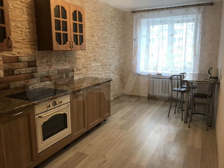 3-к. квартира, 82 м², 4/9 эт.