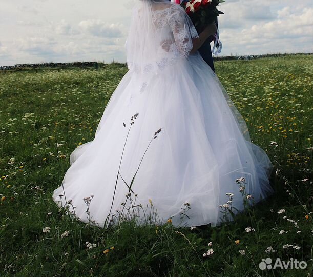 Свадебное платье