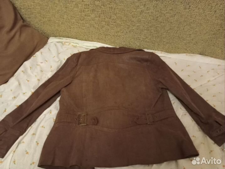 Ветровка женская 48 50кожаная куртка