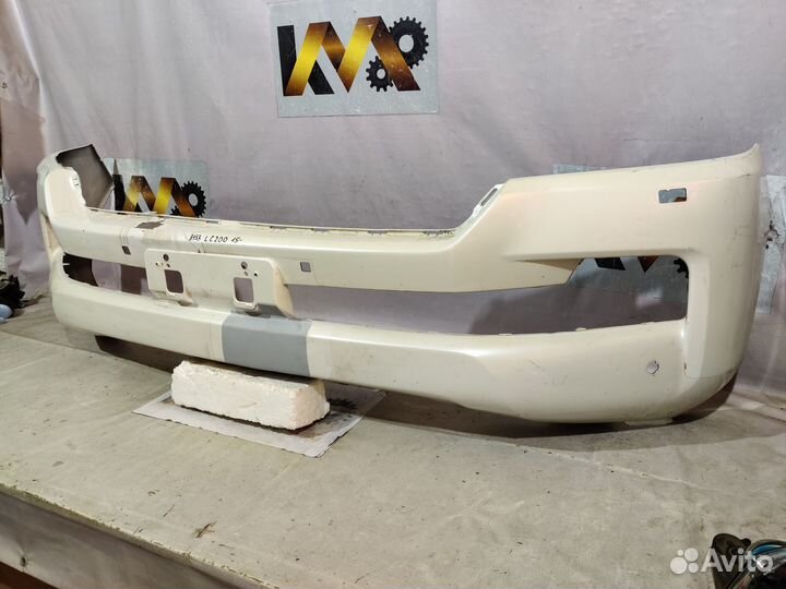 Передний бампер Toyota Land Cruiser 200 15