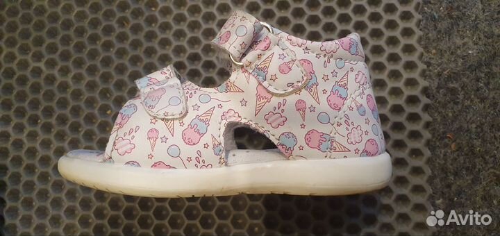 Сандалии детские для девочек