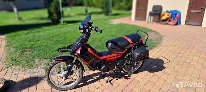 Скутеретта Cross Cub Tourist