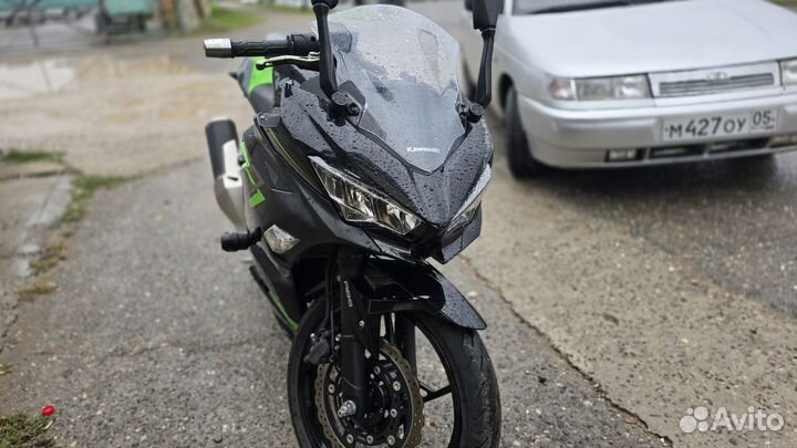 Мотоцикл Kawasaki Ninja 400 ABS