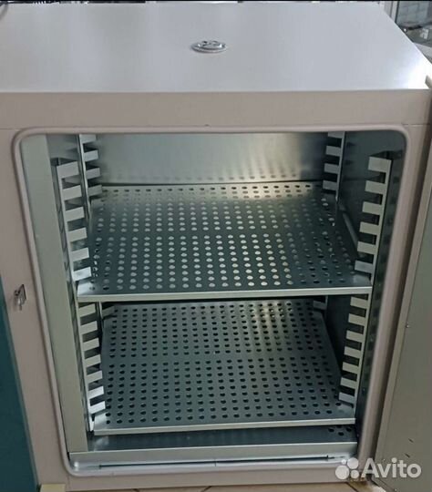 Печь для расклеивания фар В наличии