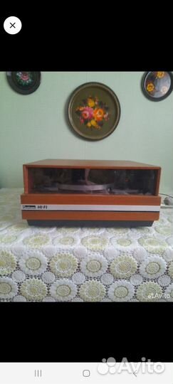 Проигрыватель винила Dual 1019