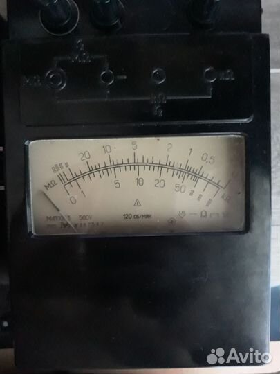 Мегаомметр