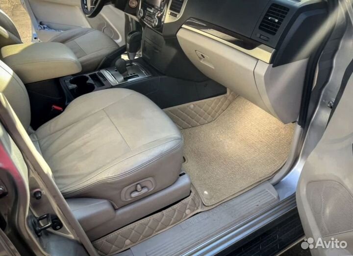 3D коврики на Mitsubishi Pajero 2021