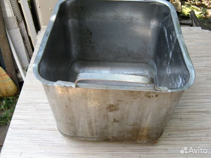 Емкость из нержавеющей стали