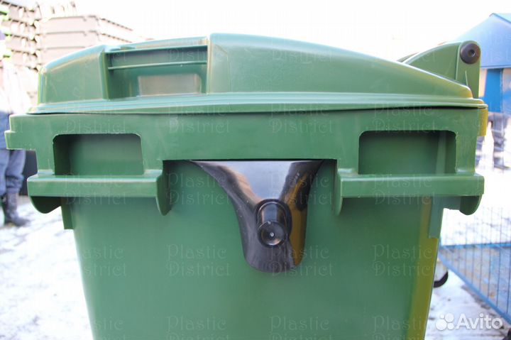 Пластиковый мусорный евроконтейнер 660л Ч7571