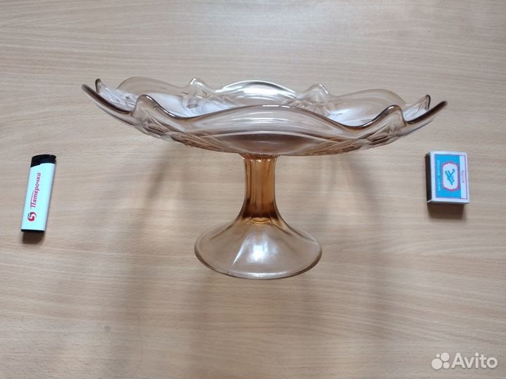 Посуда и хлебница