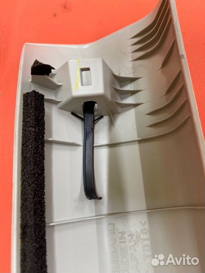 Накладка на стойку кузова Subaru Xv GT3B5 FB16