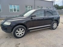 Volkswagen Touareg 2.5 AT, 2005, 263 000 км, с пробегом, цена 990 000 руб.