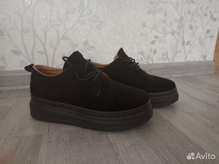 Ботинки женские