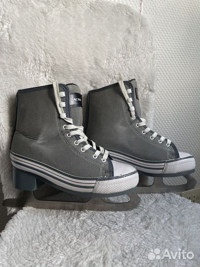 Коньки фигурные 35 36 размер