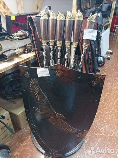 Шампурница щит