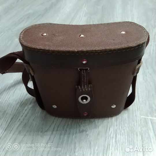 Кофр жесткий на пружинной застежке