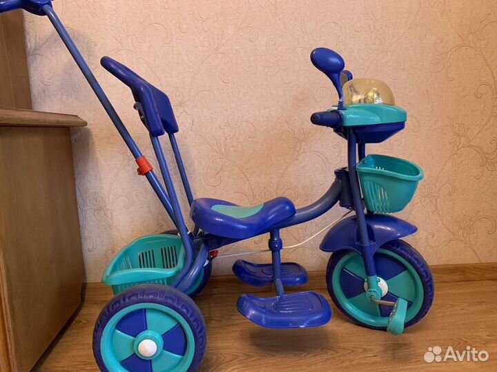 Детский велосипед трехколесный с ручкой