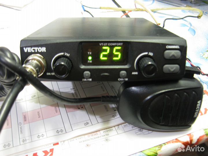 Автомобильная рация Vector VT-27 comfort