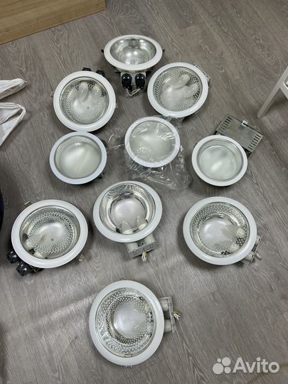 Светильник потолочный бу