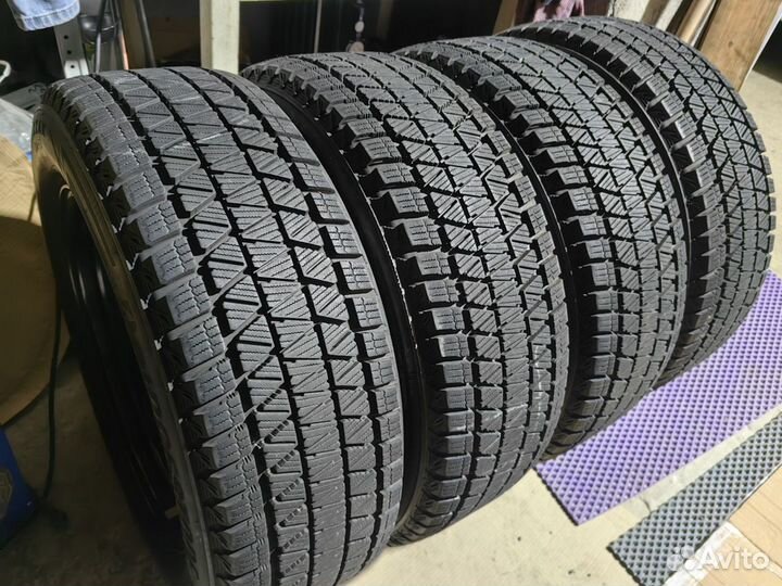 Комплект зимних колес 225/60R17 Forester, XV