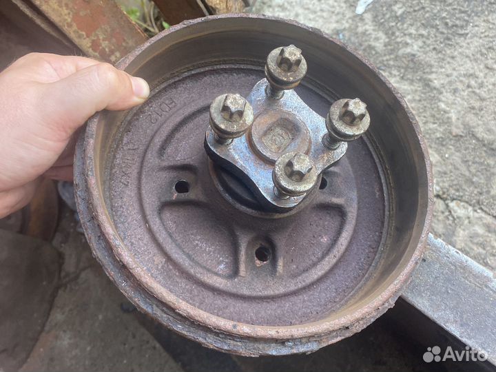 Renault logan 1 задние барабаны в сборе