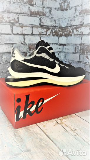 Кроссовки Nike Sakai