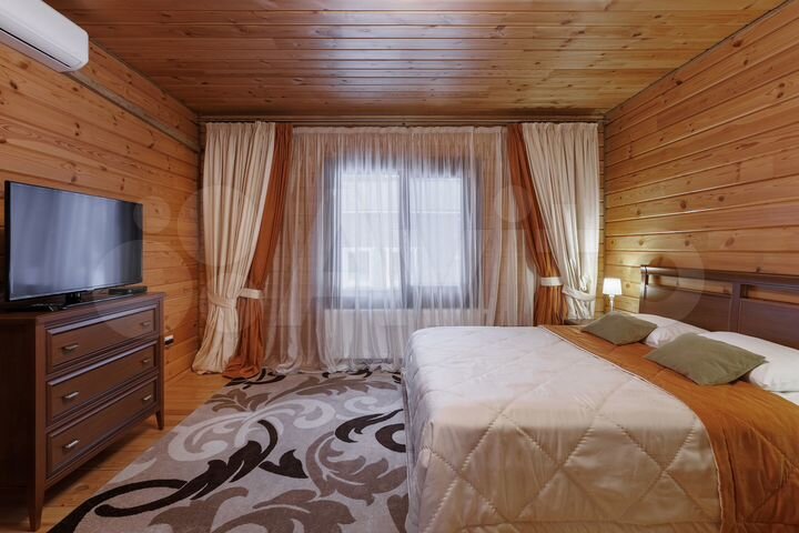 Коттедж 147 м² на участке 100 сот.