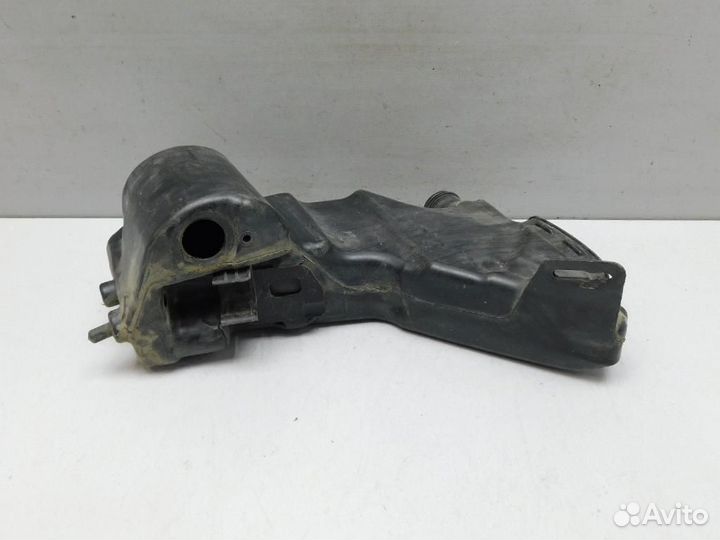 Бачок омывателя лобового стекла Mercedes-Benz C-Class