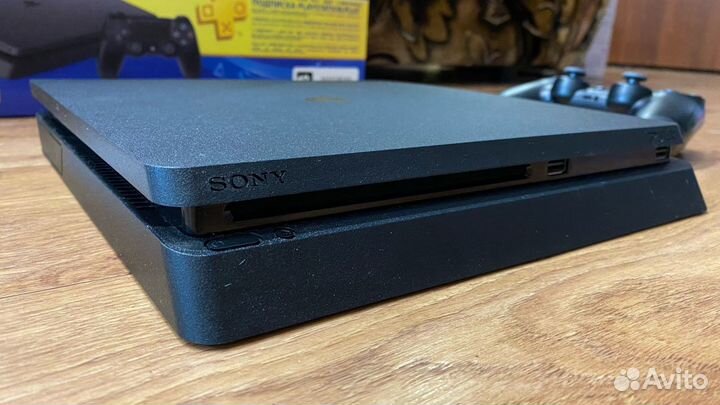 Sony Playstation 4 slim 1 tb. Модель 2208