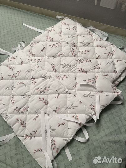 Бортики на детскую кроватку