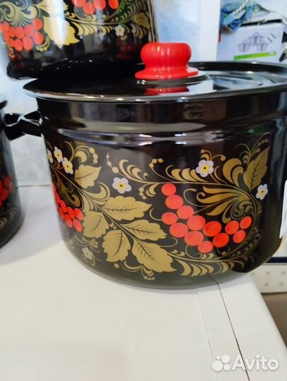 Новый набор больших кастрюль