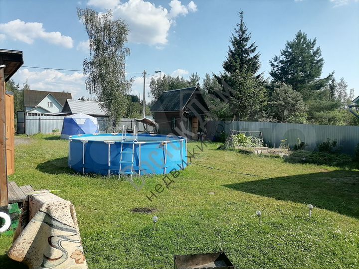 Дача 20 м² на участке 5,6 сот.