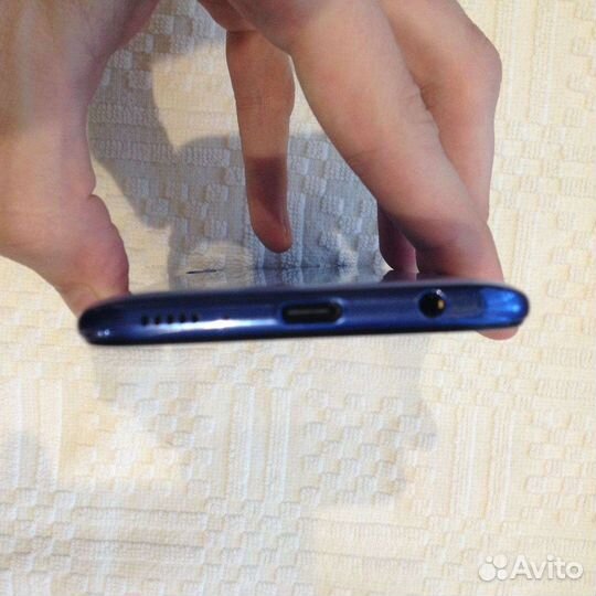 Телефон Samsung galaxy a40