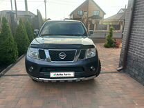 Nissan Navara 2.5 AT, 2014, 104 000 км, с пробегом, цена 2 570 000 руб.