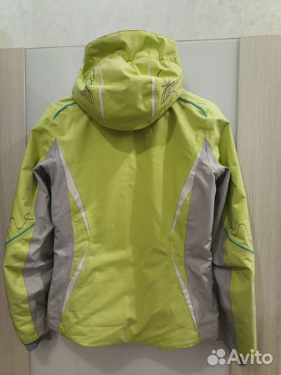 Куртка женская 42