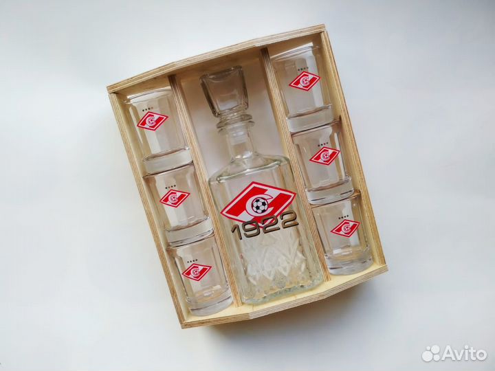 Графин и 6 стопок Спартак