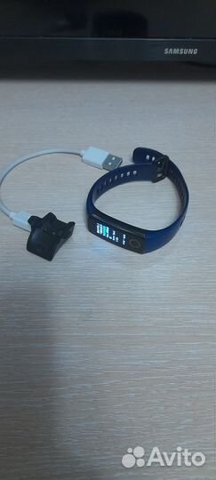 Фитнес браслет huawei band 4