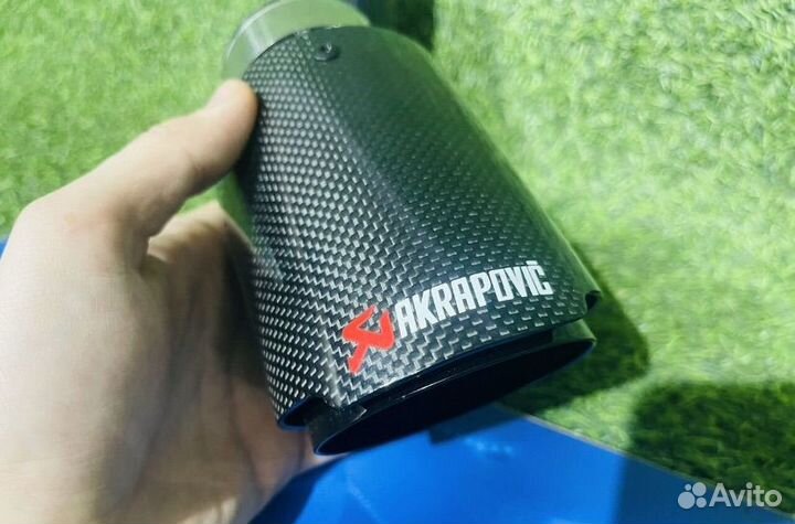 Насадки на глушитель Akrapovic черный глянец