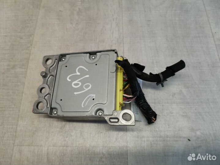 Блок управления airbag Nissan Qashqai 1 J10 1.6