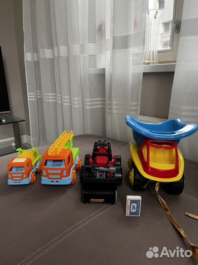 Набор больших строительных машин