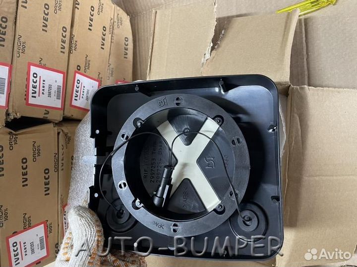 Iveco Eurocargo Зеркало заднего вида правое